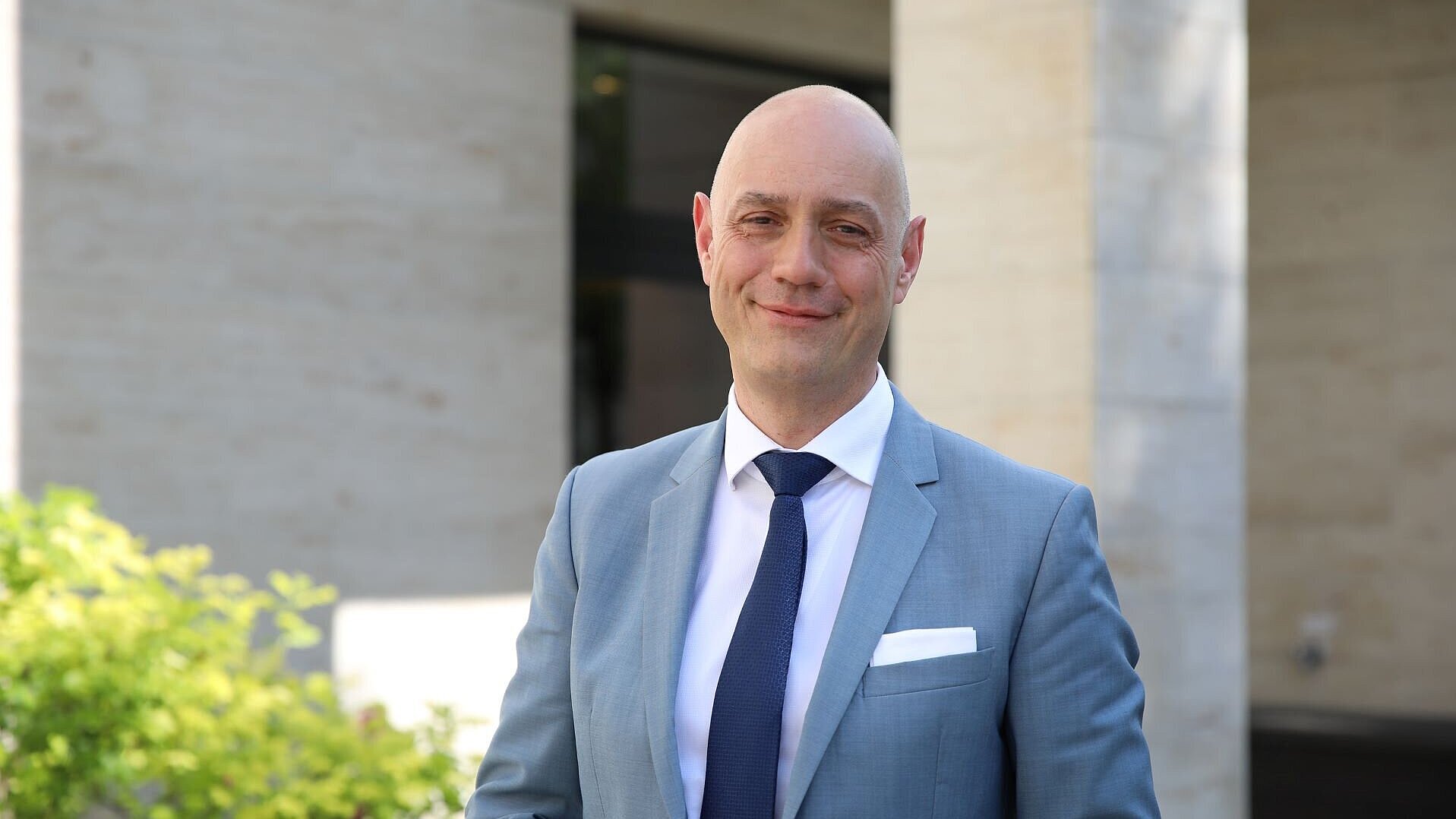 Herr Markus Stark, Geschäftsführer der KLINIKEN DR. ERLER gGmbH.